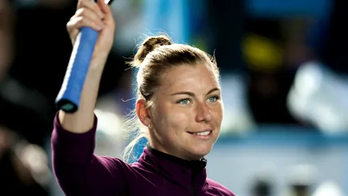 O mai știți pe Vera Zvonareva? Fosta ocupantă a locului 2 mondial s-a întors în tenis după ce a devenit mamă și a stabilit un record absolut în Era Open. Cât a durat meciul câștigat cu 6-0, 6-0