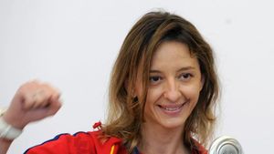 Ana Maria Popescu, pregătită pentru a prelua conducerea CSA Steaua sau a FR de Scrimă? „Deocamdată sunt la COSR" | EXCLUSIV