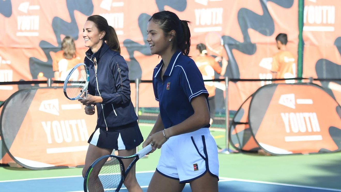 Presa britanică dezvăluie variantele de antrenor pentru Emma Răducanu: „Darren Cahill, cea mai viabilă opțiune!" Antrenorul Soranei Cîrstea se află și el pe listă