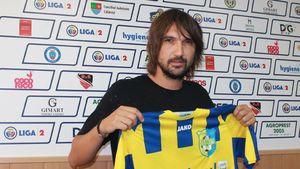 INTERVIU | Dan Alexa după șase victorii din șase meciuri la Călărași: „Am spus din prima că vreau promovarea în prima ligă". Cine se bate la titlu în Liga 1 și cum  analizează venirea lui Conta la națională 