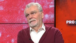 Dinu Gheorghe, reacție dură la adresa lui Devis Mangia după scandalul cu tentă sexuală în care a fost implicat antrenorul: „E foarte urât! N-are nicio treabă cu fotbalul” | VIDEO EXCLUSIV ProSport Live