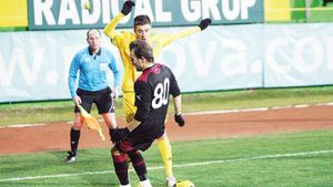 Zmeu se apără:** "Cine vorbește de blaturi înseamă că a făcut!"