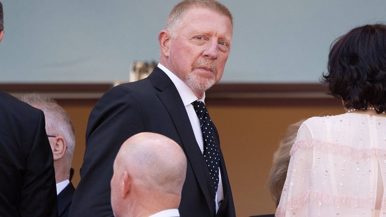 „Fiul din tenis” al lui Ion Țiriac a dat de pământ, ca și celebrul magnat român, cu fostul fotbalist Gerard Pique