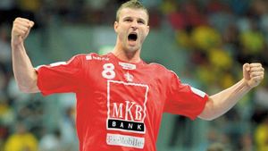 Pentru "Păsărilă"! Dinamo a învins la Făgăraș, 33-25, în ziua în care s-au împlinit opt ani de la moartea lui Marian Cozma: "Nu te-am uitat!"