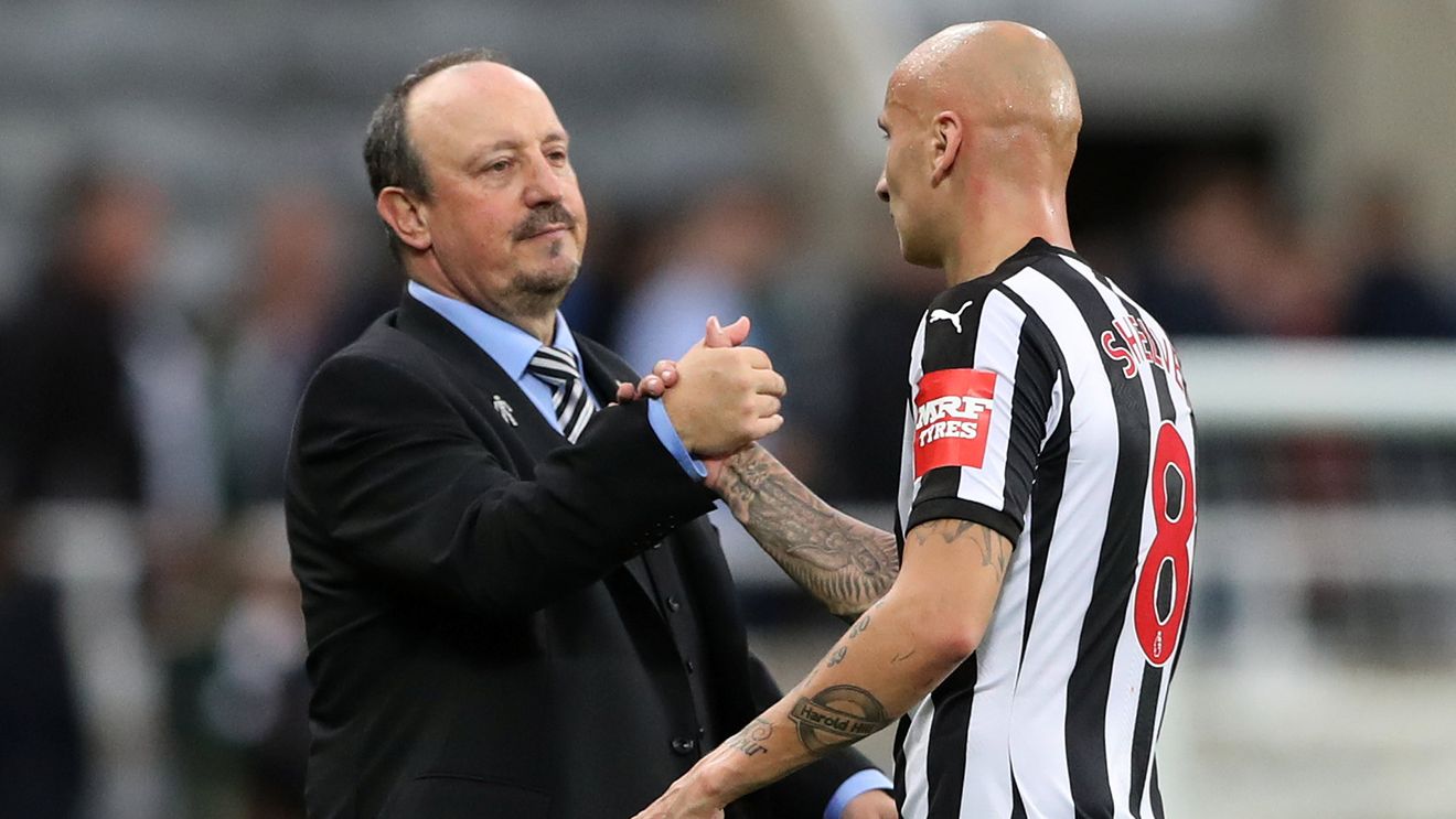 Un mijlocaș din Premier League a oferit un interviu șocant: "După ce murim ajungem într-o altă dimensiune! Vreau să-l readuc pe Michael Jackson și să-l invit la cină"