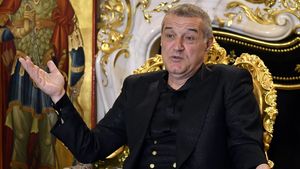 Viitoarea „perlă” a lui Gigi Becali are pasiuni comune cu Denis Alibec! Ce a postat fotbalistul pe internet