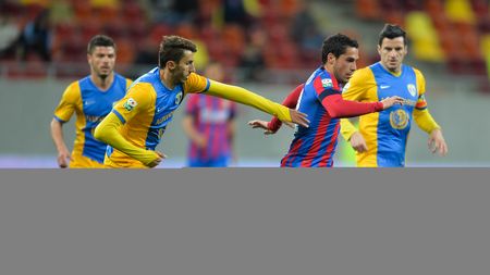 Bilete cu prețuri cuprinse între 10 și 100 de lei la meciul Steaua - Petrolul Ploiești