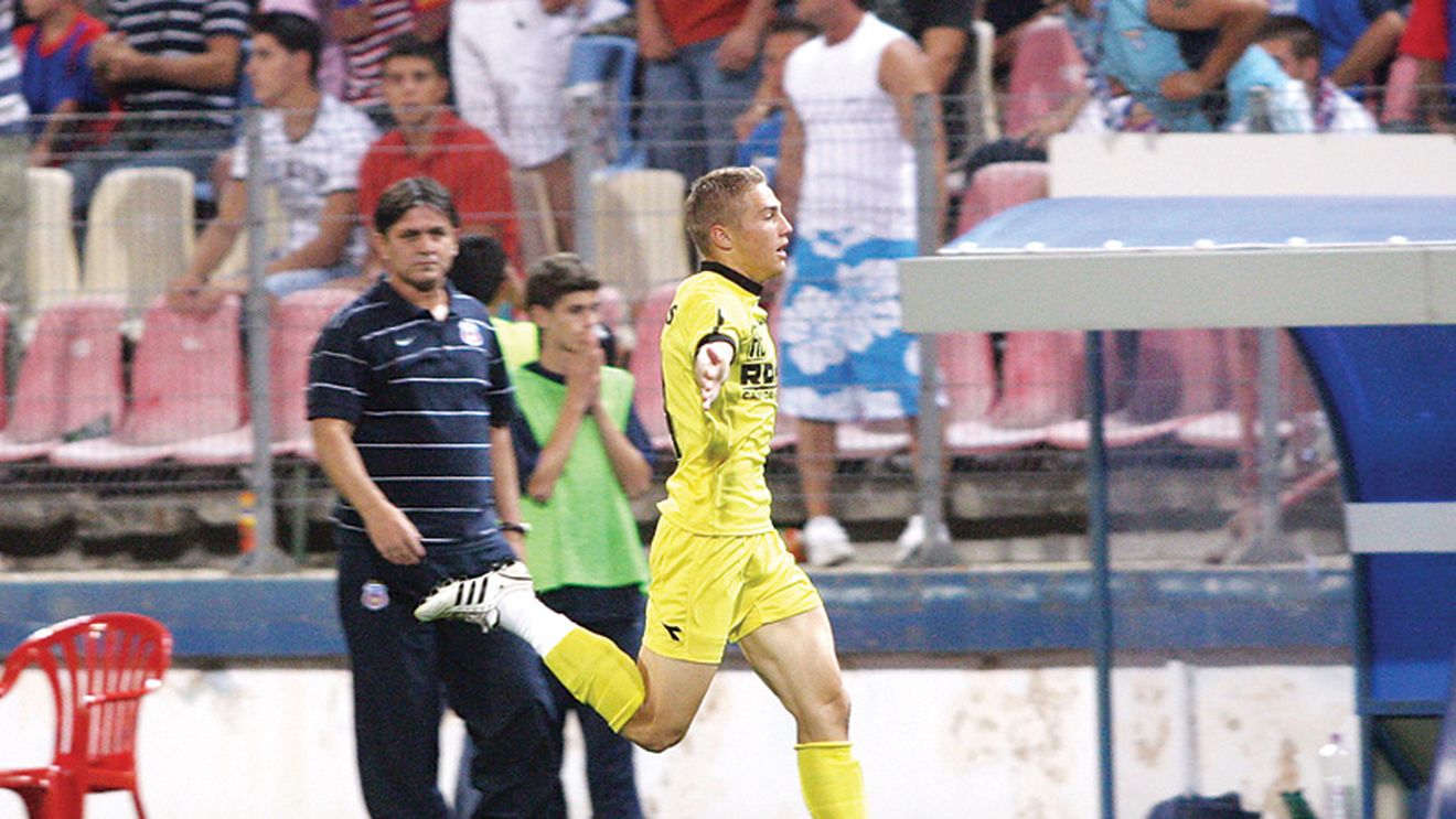 Roman**, primul atac!