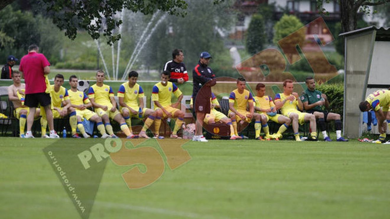 "Steaua are nevoie de rezultate, nu de spectacol!** Becali se bagă peste Reghe dacă echipa nu merge"