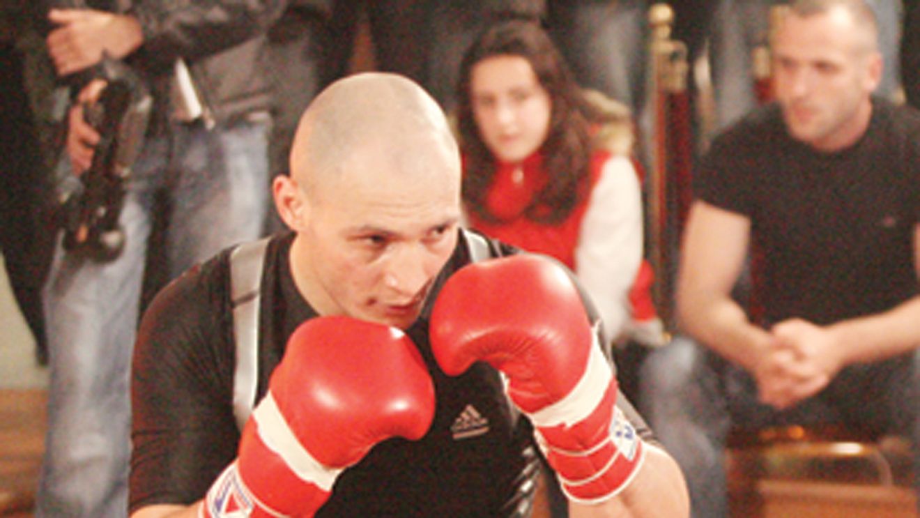 Diaconu va lupta cu Branco