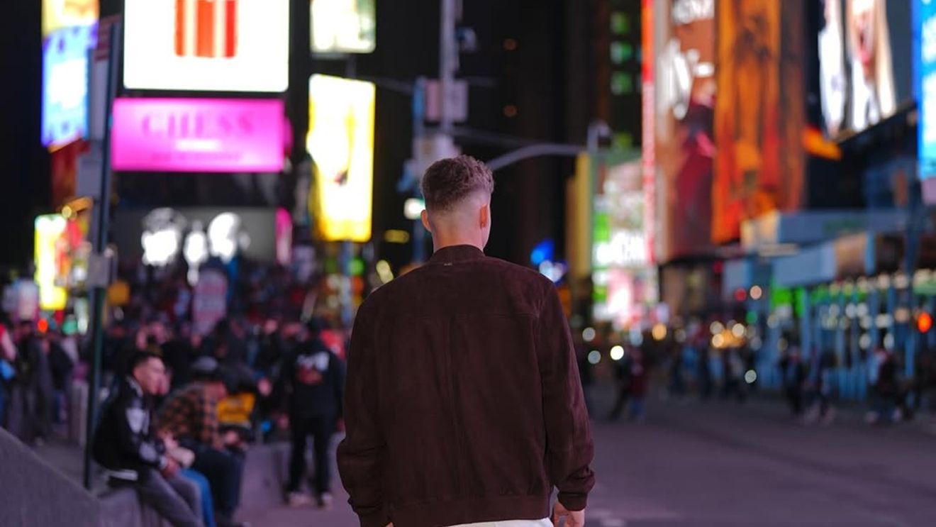 Louis Munteanu trăieşte visul american. S-a umplut de bani, s-a îndepărtat de națională, dar noua viață îl face fericit