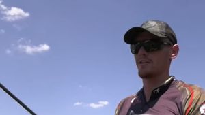 Ce face Cătălin Chirilă când nu este la antrenamentele de kaiac-canoe? „Simt nevoia să plec cu barca mea pe luciul apei și la pescuit". Captură-record pe Lacul Snagov | VIDEO EXCLUSIV DRUMUL SPRE PARIS