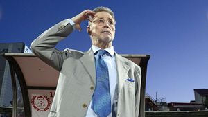 Cornel Dinu îi distruge pe acționarii lui Dinamo!