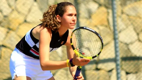 Ce mândrie! Cea mai tânără jucătoare din clasamentul WTA este o româncă! Briana Szabo a câștigat puncte la doar 15 ani