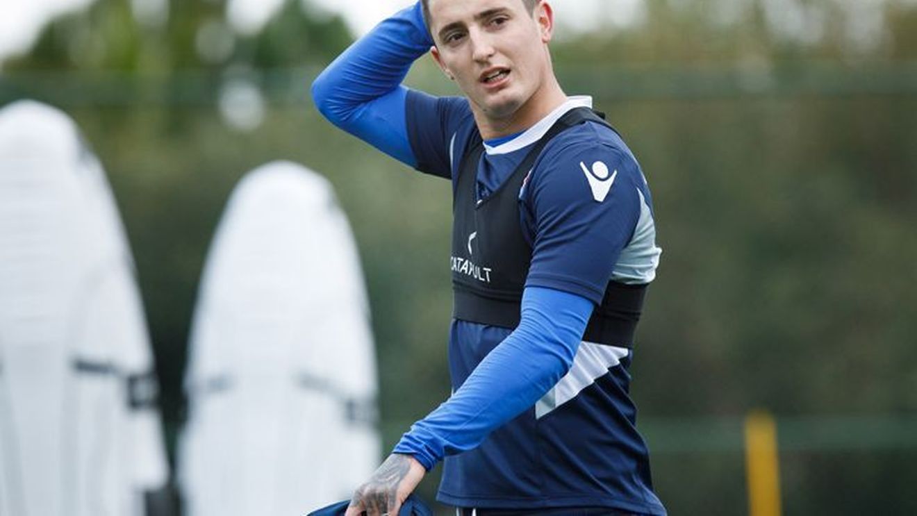 Ce a făcut Steliano Filip înainte să fie dus de urgență la spital! Imagini neașteptate cu fotbalistul la restaurant - FOTO EXCLUSIV 