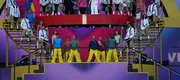 Scandalizați de show-ul muzical de la pauza finalei, când a cântat Coldplay: „De ce se întâmplă asta?”