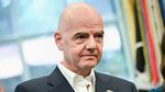 Reacția scârbită a lui Cristiano Ronaldo după ce s-a întâlnit cu Gianni Infantino. Filmulețul s-a viralizat