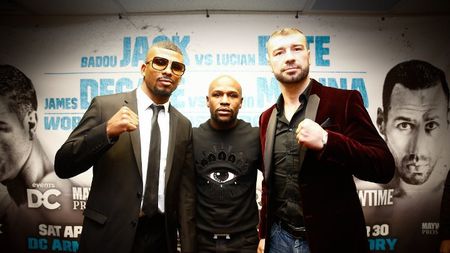 Badou Jack, "război" cu Bute: "Să nu-i treacă prin cap că va ieși din sală cu centura mea". Replica românului