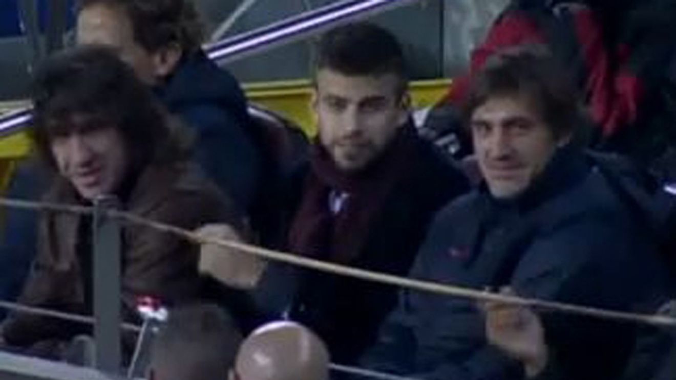 VIDEO O nouă aroganță a lui Pique!** Și-a atacat fanii... cu semințe :)