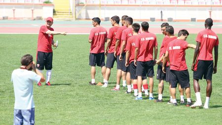 "Câinii" trec pe TRX