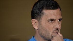 Nicolae Dică, croșeu în barba lui Mihai Teja: "Se lăuda că ia titlul, dar lucrurile s-au dus în jos". Ce l-a deranjat: "Asta îl anunț! Și îi spun să fie mai atent la ce declară"


