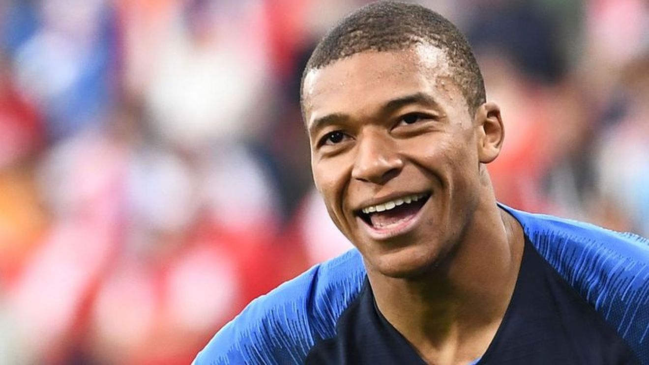 EURO 2019 | Kylian Mbappe a reacționat după meciul Franței cu România. Ce a scris vedeta lui Paris Saint-Germain