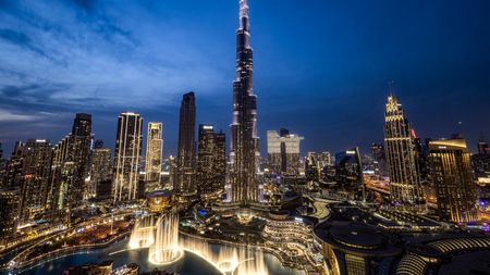 Mayweather vrea să cumpere de la arabi cel mai înalt penthouse din lume, din Burj Khalifa, cu 49.000.000 de dolari