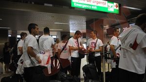 FOTO **Jucătorii Oțelului, împărțiți în două grupuri pentru a ajunge în Germania