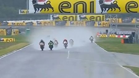 Tragedie în lumea sportului! Andrea Antonelli a murit, după un accident petrecut la 250 km/h. VIDEO ȘOCANT