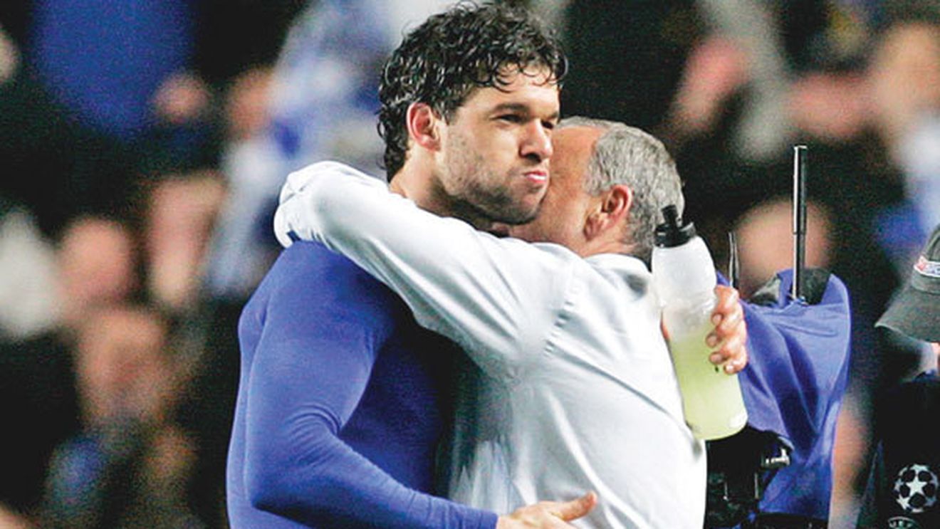 Avram Grant a ratat totul "la mustață" cu Chelsea! Cum a pierdut titlul în Anglia, Cupa Ligii și Liga Campionilor: