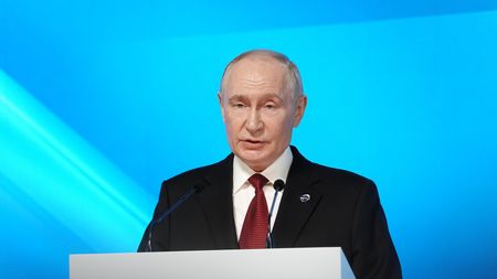 Vladimir Putin a transmis un mesaj înaintea Jocurilor Olimpice din Senegal! Rusia revine cu drapelul și imnul național după ani de restricții