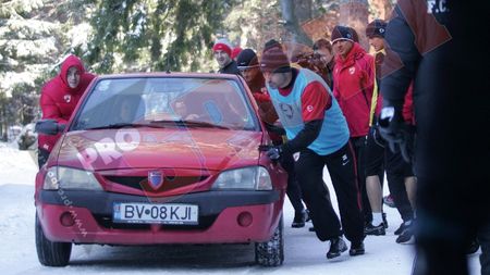 FOTO** Cum s-au 'distrat' dinamoviștii după petrecerea lui Borcea