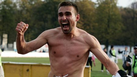 Suporterii "U" Cluj au intrat în vestiar peste jucători