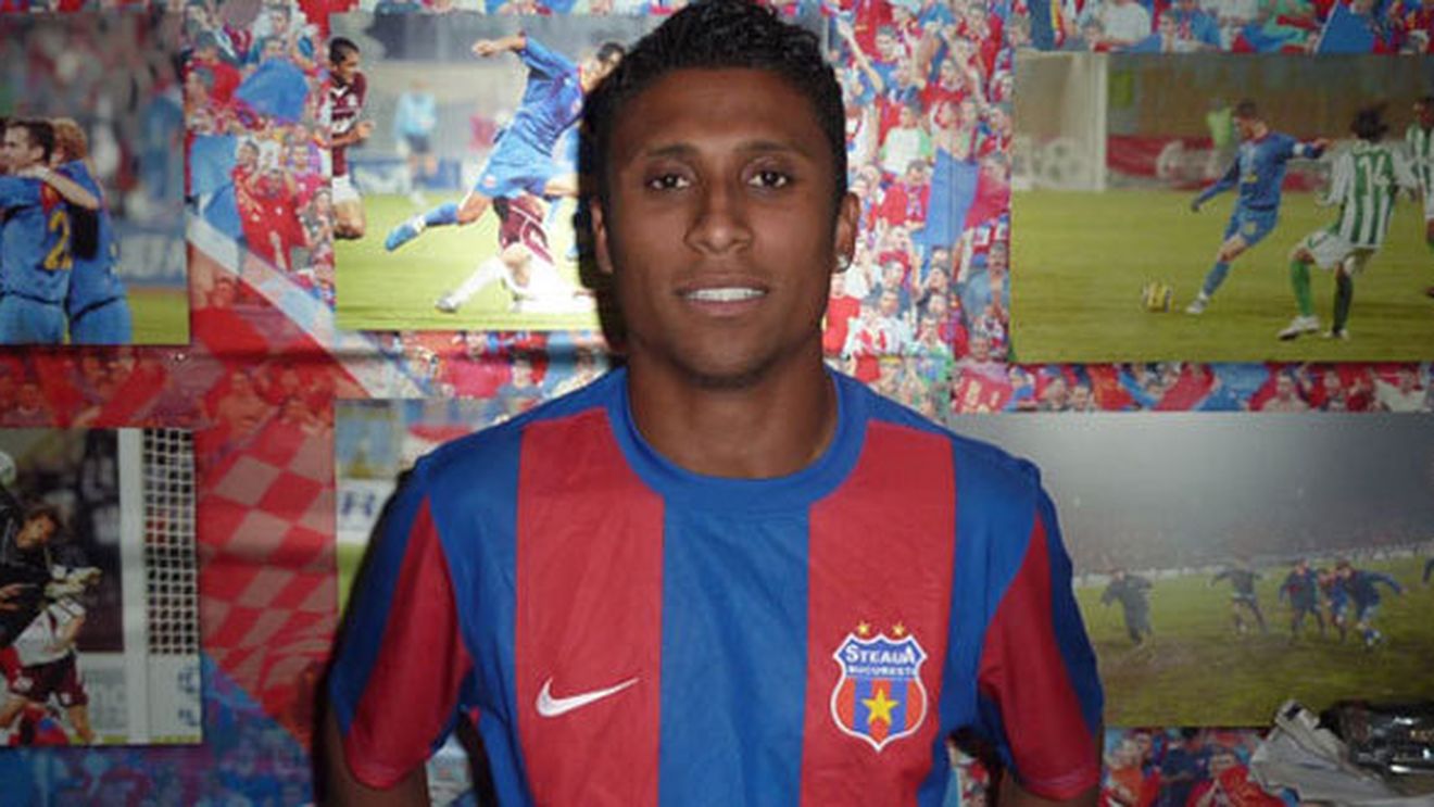 FOTO** Prima poză a lui Tatu în tricoul Stelei