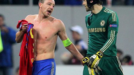 Înfrângerea cu Steaua i-a afectat mai rău decât se credea!** O victorie cu Manchester United, văzută ca leac pentru suferință: "Doar așa putem uita de eșec"