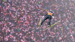 Triplă lovitură pentru Schlieri!** Austriacul e lider în clasamentul general al Turneului celor Patru Trambuline