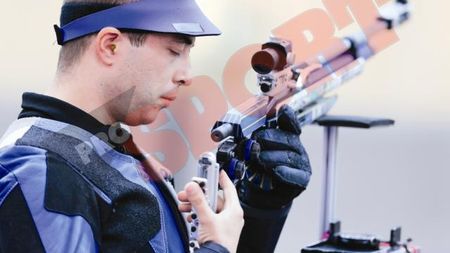 FOTO Alin Moldoveanu, medaliat cu aur la Londra, s-a reapucat de antrenamente!** "Acest poligon este viața mea!"**