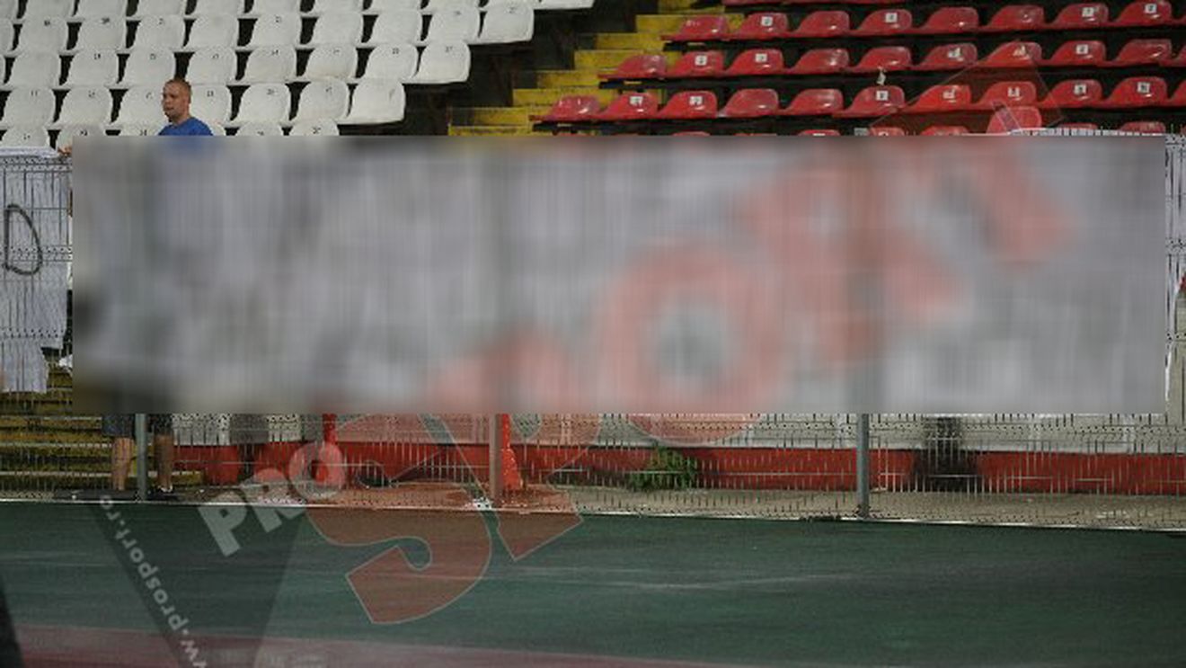 "Câinii", EXTREM de supărați după eliminarea din Europa! FOTO** Mesajele afișate de fani pentru echipă, care îți dau FIORI