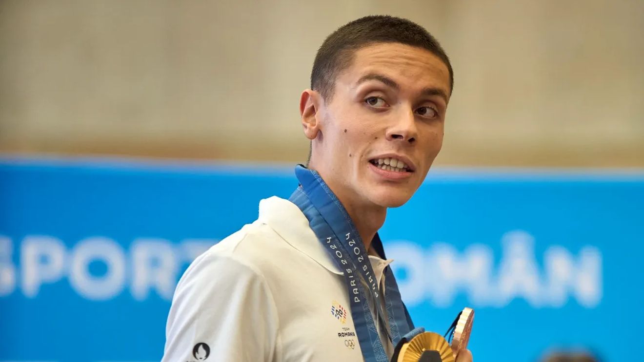 Americanii au decis exact ce medalii va lua David Popovici la Mondialele din Singapore. Lovitură grea în proba de 100 de metri liber unde se luptă cu Zhanle Pan