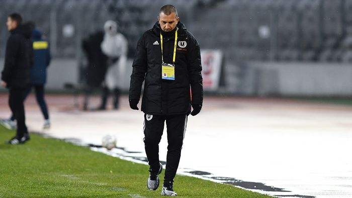 VIDEO | Costel Enache, deranjat de întrebările cu privire la viitorul lui ”U” Cluj: ”Mă urc în tramvai, merg acasă”
