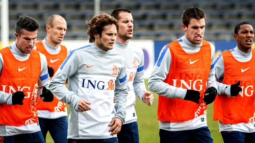 „Pacienți olandezi”! Jucătorii de națională ai lui Ajax sunt „alergici” când aud de Steaua!** Cum a reacționat Blind când a fost întrebat de Chiricheș&Co