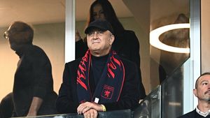 Lovitură de imagine dată de Dan Şucu. O nouă dimensiune de la Genoa: „Pentru Boca Juniors”