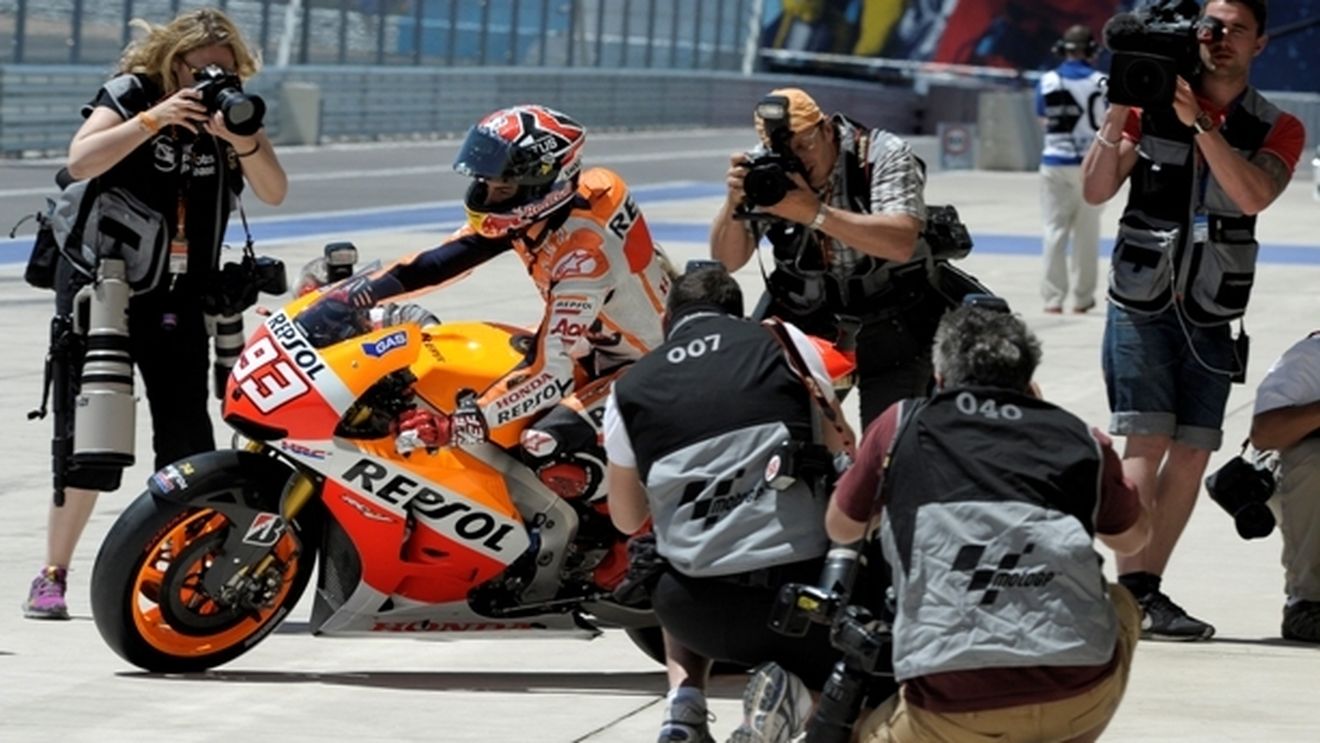 Se naște un idol! Marquez scrie ISTORIE în MotoGP! **Spaniolul, cel mai tânăr câștigător de etapă