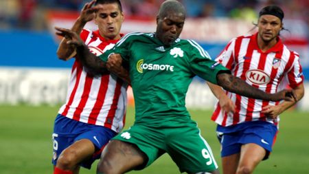 Cisse amenință cu UEFA fanii rasiști! **Vezi aici ce a pățit vârful!