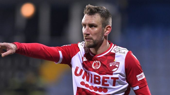 E dezastru general la Dinamo: preparatorul fizic lucrează fără bani și a vrut să plece din cauza jucătorilor prea slabi. „Nu se poate ca Patriche, la 36 de ani, să fie cel mai bun la pregătire!” | EXCLUSIV