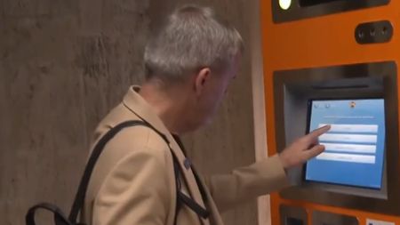 Le-au luat până la ultimul leu. Clubul din Superliga, condus de milionarul care se plimbă cu metroul prin București, obligat să-și achite datoriile cu utilitățile