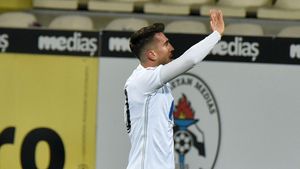 Ronaldo Deaconu a atras toate privirile după dubla din meciul cu Dinamo: „A la Gică Hagi! E un decar de luat în seamă”. Mesaj pentru selecționerul Mirel Rădoi