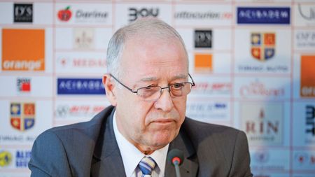 Nervosache! După meciul cu Ceahlăul, Anghelache s-a certat cu toată lumea
