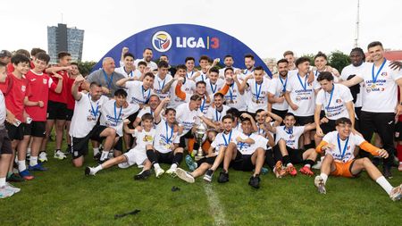 Performanță importantă pentru CS Dinamo! A urca în Liga 2, iar Florin Bratu se gândește, deja, la aducerea unor jucători din SuperLiga: ”Am venit să fac performanță, să promovez. Mă bucur că am reușit”