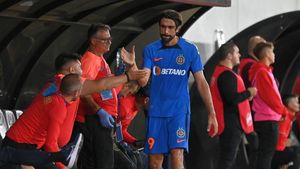 Aktobe s-a săturat să aștepte după Andrea Compagno și face un transfer surprinzător din Superliga! Ce atacant român negociază plecarea în Kazahstan